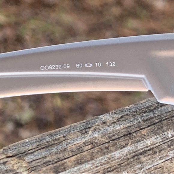 POLARIZED OAKLEY sunglasses for men violet polarized lenses NEW IN BOX! Sport - Picture 7 of 11